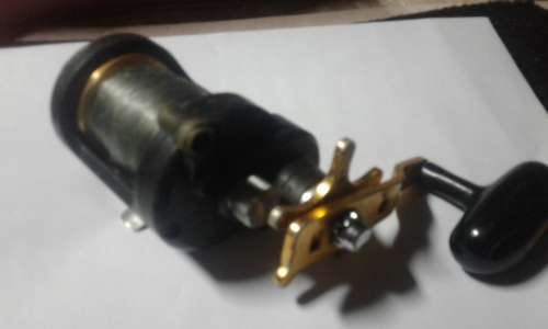 DIAWA SALTIST 30 H SECONDHAND  SEE PHOTO IN GOOD WORKING CONDITION