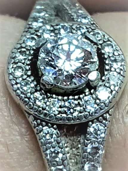 `STUNNING`  0.30 Carat Ladies Diamond Engagement Ring set in 9 carat Yellow gold