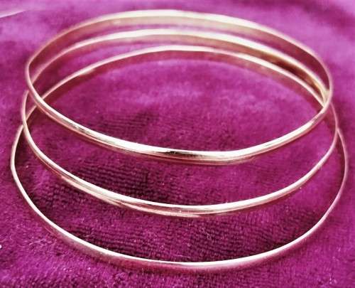 `STUNNING` Set of Three SOLID GOLD 9 CT. Bangles.