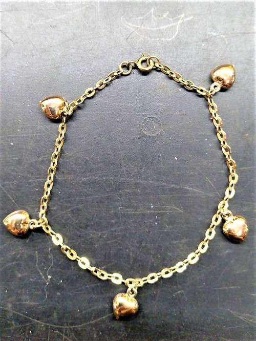 `Beautiful`  LADIES 9 Carat Yellow Gold `CHARM BRACLET`.