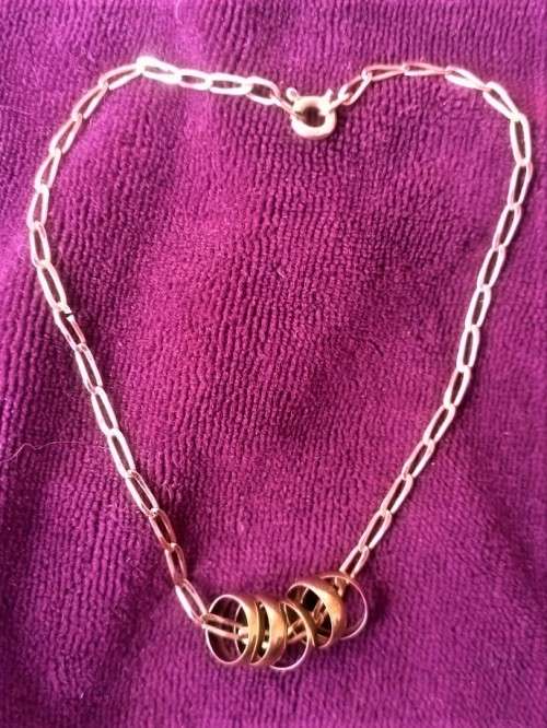 `Beautiful` 9 Carat Gold,` LOVE RING` Bracelet