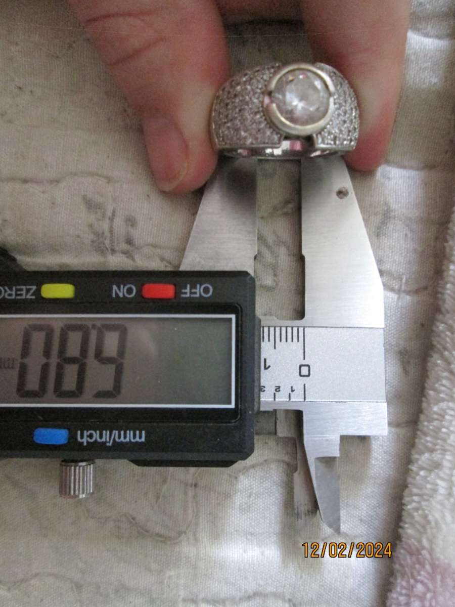 Genuuine 925 Silver Dress Ring set with Cubic Zircons