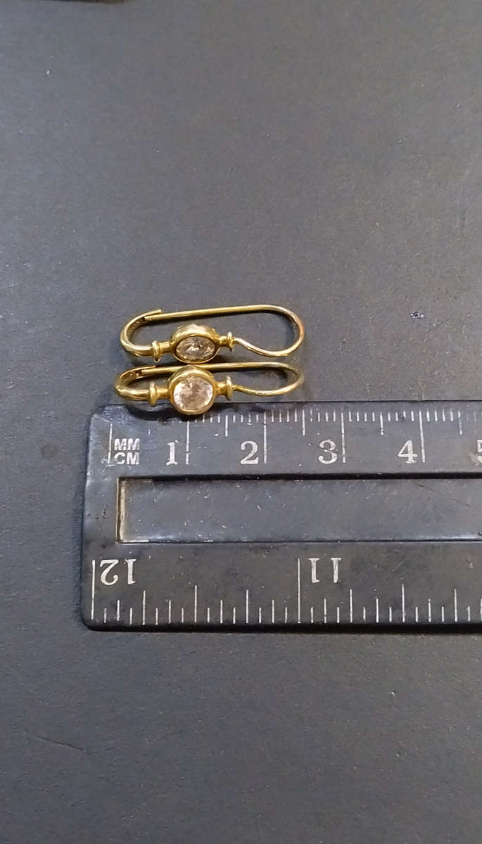 `Gorgeous Ladies` 9CT Yellow Gold `LEVERBACK EARRINGS` (Genuine Gold)