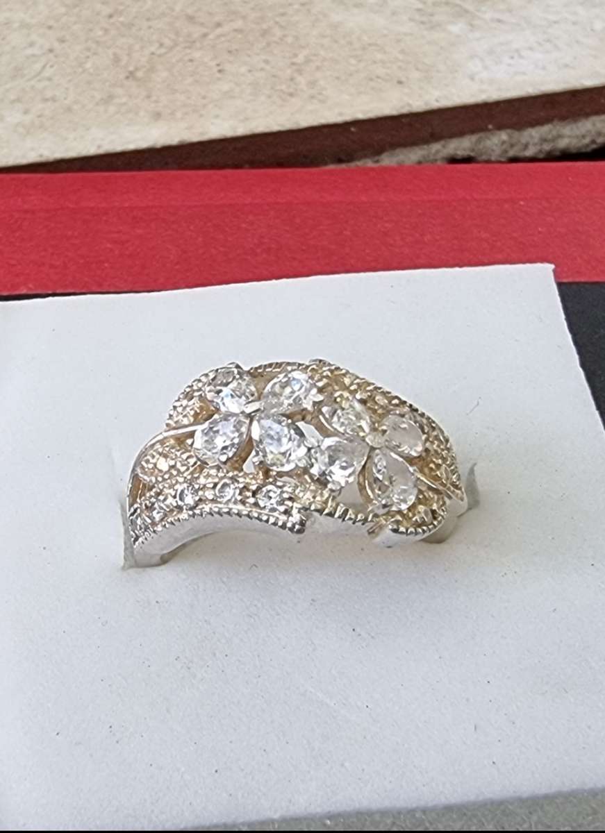 `FLORAL 925 STERLING SILVER`  Design Dress Ring. (Genuine Silver)