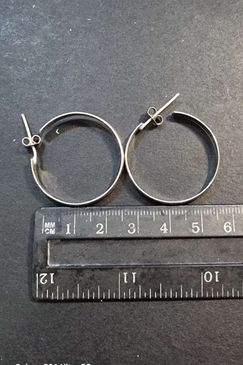 Solid 925 Sterling Silver Hoop Earrings. ( Genuine Silver. )
