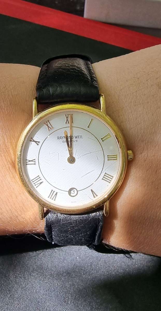 `RAYMOND WEIL`  Geneve 18CT Gold Plated Mens Watch.