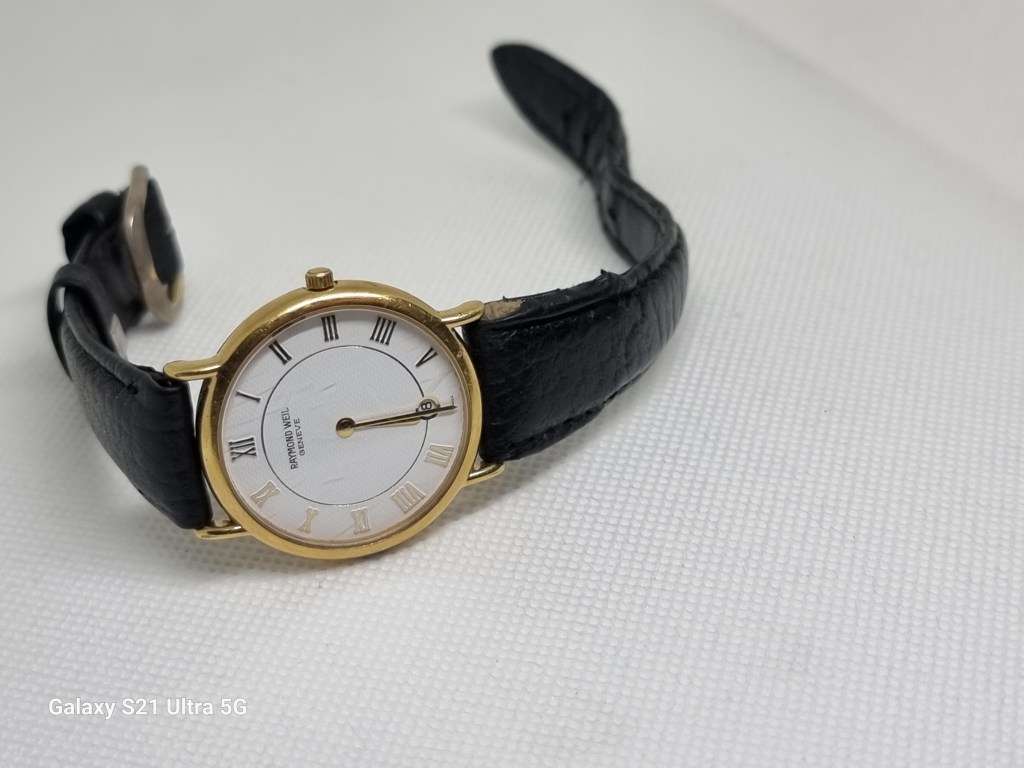 `RAYMOND WEIL`  Geneve 18CT Gold Plated Mens Watch.