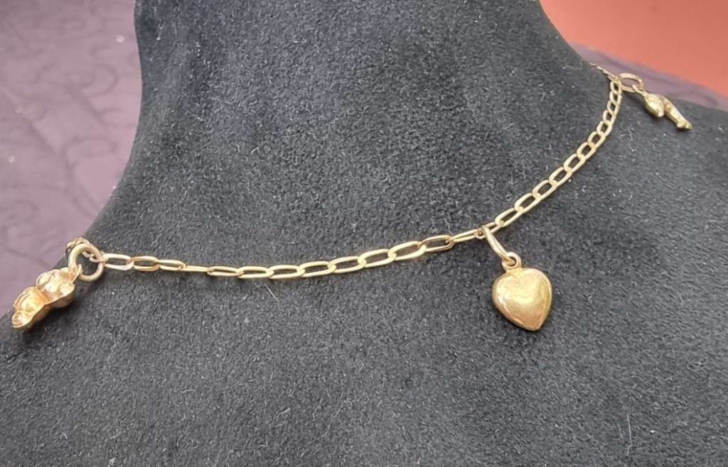 `THREE CHARMS GOLD BRACELET` Set in 9CT Yellow Gold. ( Genuine Gold. )