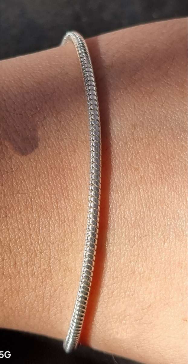 925 Sterling Silver `SNAKE CHAIN` Bracelet. ( Genuine Silver.)