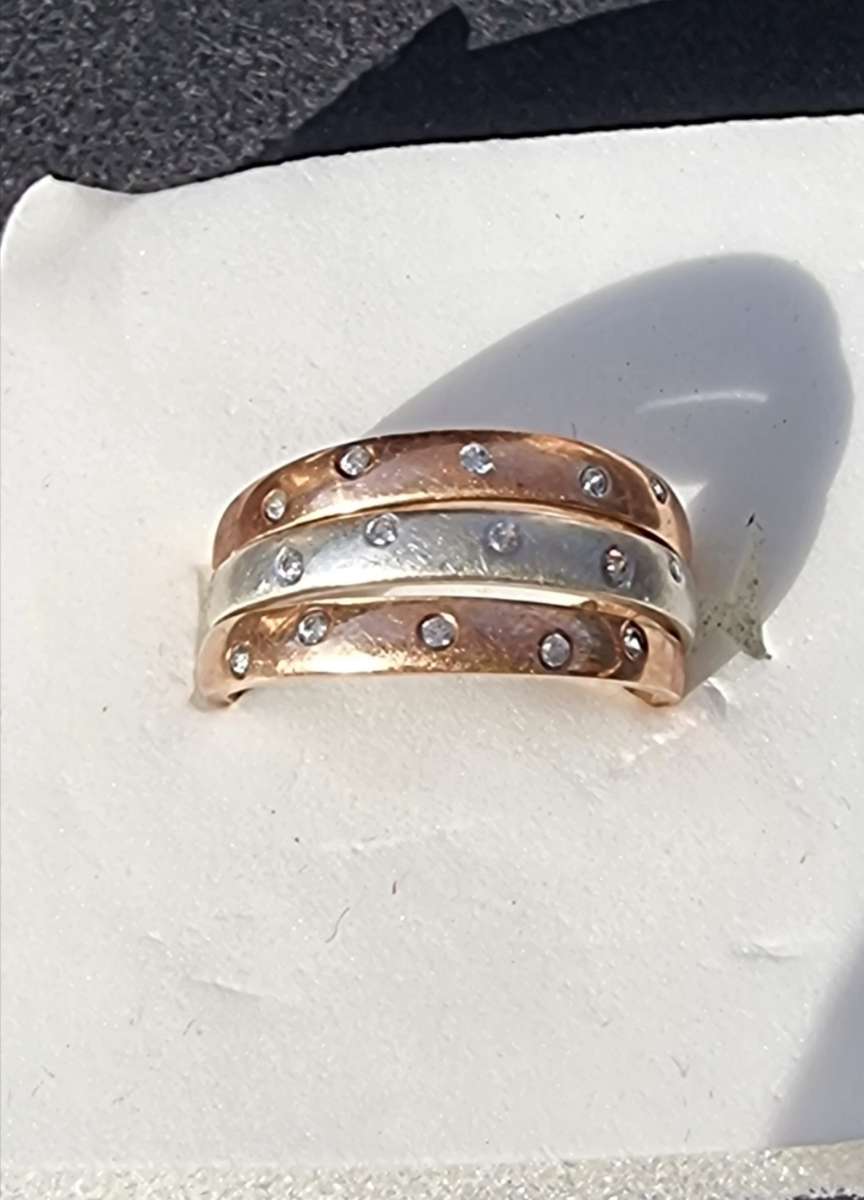 ``THREE BAND DIAMOND`` RING `9CT White and Rose Gold Rings. (Genuine Gold)