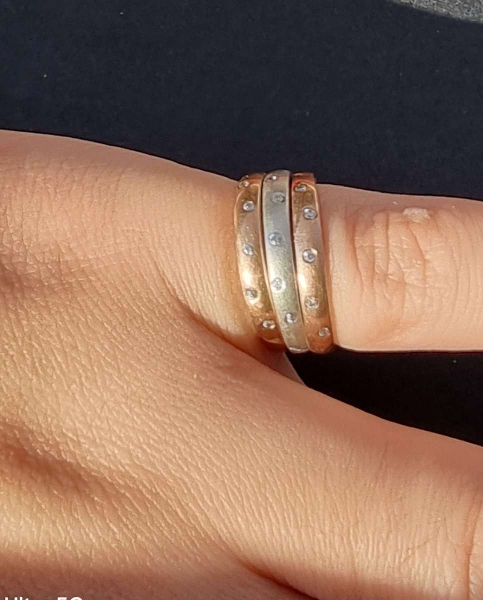 ``THREE BAND DIAMOND`` RING `9CT White and Rose Gold Rings. (Genuine Gold)