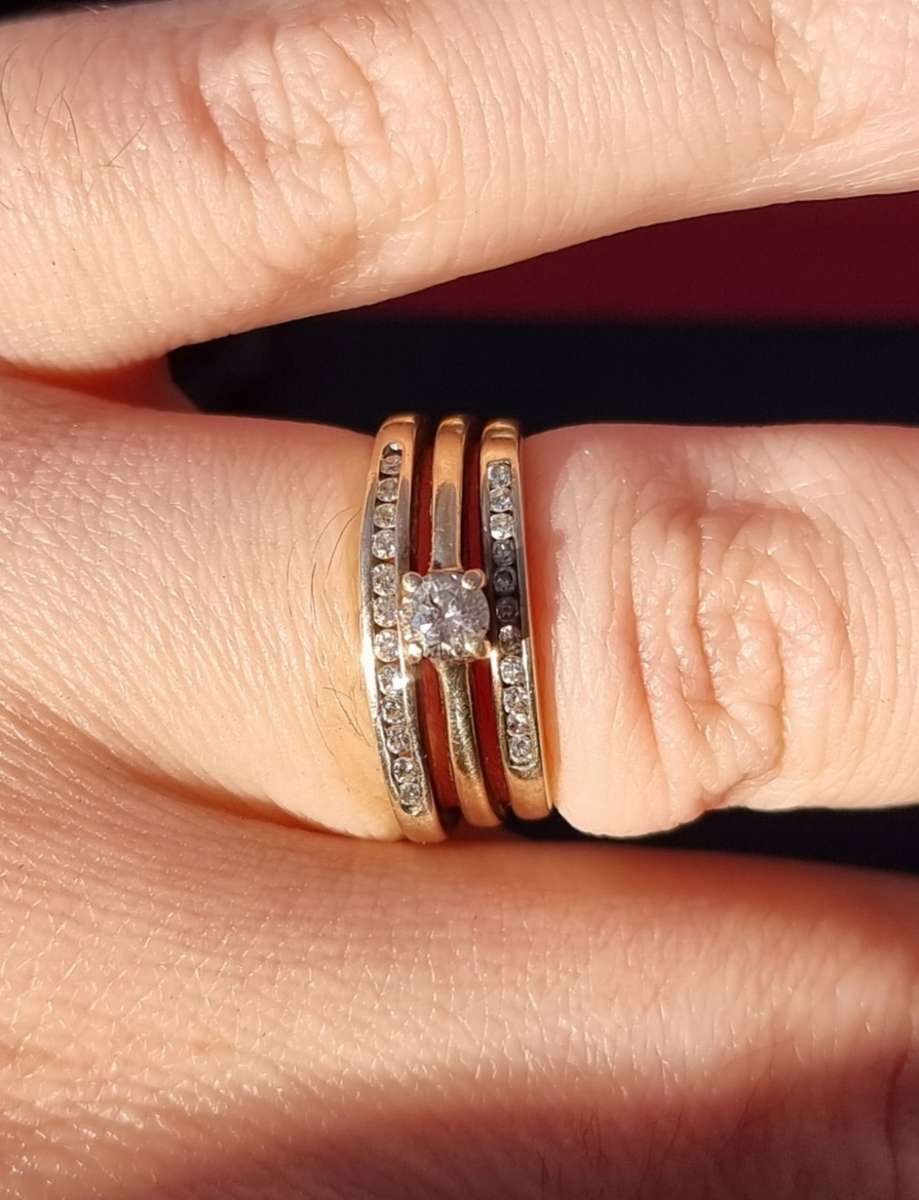 Value R25.000. / 0.45 Carat "NATURAL DIAMONDS` Triple Wedding / Engagement Ring Set.