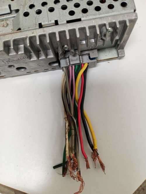 Alpine CD Receiver CDE-100EUB (USB Compatable)