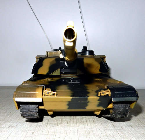 Hen Long 1/24 RC M1 Abrams Battle Tank (No Charger)