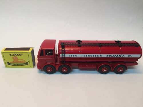 Atlas Edition -  Dinky Supertoys - Please Read - 943 Tanker ESSO