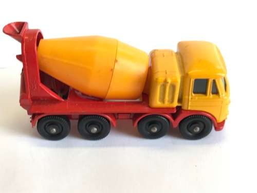 MATCHBOX #21 FODEN CONCRETE TRUCK