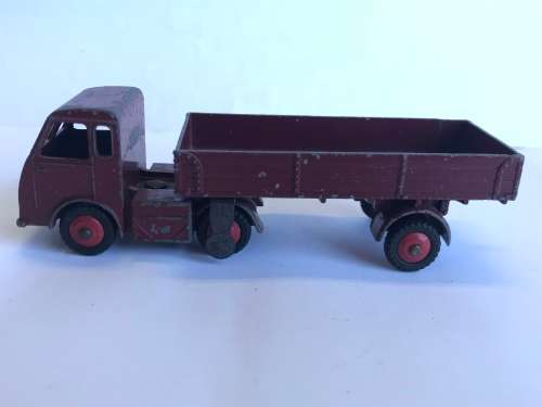 DINKY TOYS No.421 BRITISH RAILWAYS HINDLE SMART HELECS