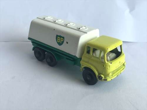 Matchbox Lesney Bedford BP Tanker Truck No. 25 with Original Box