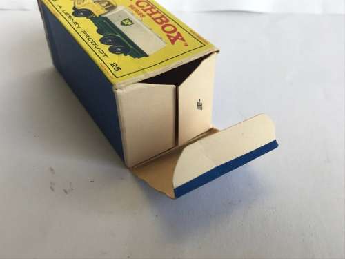 Matchbox Lesney Bedford BP Tanker Truck No. 25 with Original Box