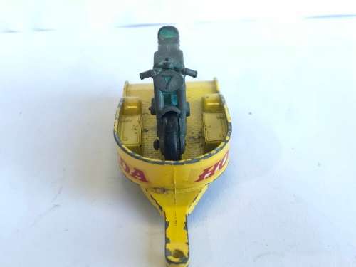 MATCHBOX LESNEY 38 Honda Motorcycle & Trailer