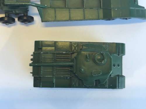 Matchbox Lesney Major Pack #M3 - Tank Transporter and Centurion Tank