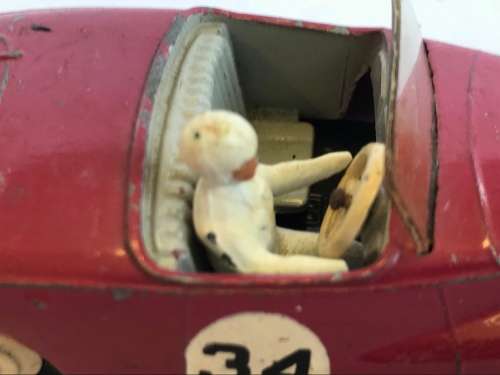 Dinky Toys #107 - Sunbeam Alpine Competition - Pink