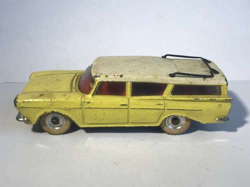 FOR CHRISTO ONLY- DINKY TOYS #193 RAMBLER CROSS COUNTRY STATION WAGON