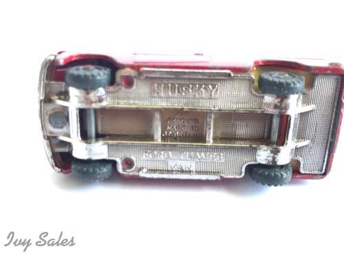 Husky Toys #20 Ford Thames Van