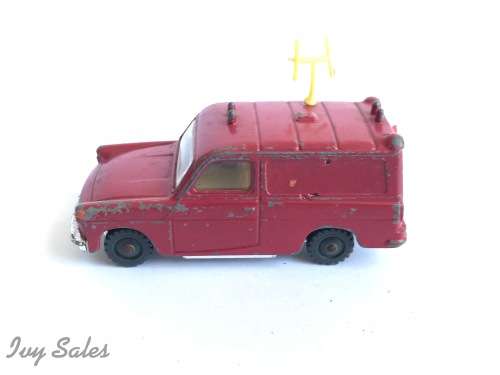 Husky Toys #20 Ford Thames Van