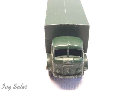 MATCHBOX LESNEY #63 FORD ARMY MILITARY AMBULANCE