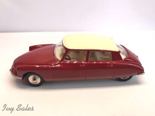 Atlas Edition - Dinky Toys 530 - Citroen DS19 - Please read