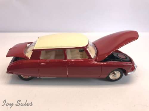 Atlas Edition - Dinky Toys 530 - Citroen DS19 - Please read