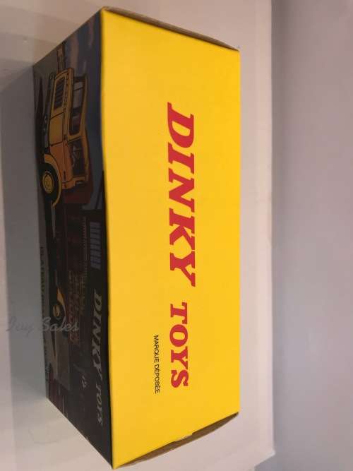 Atlas Edition - DINKY TOYS 588 - Plateau Brasseur Berliet