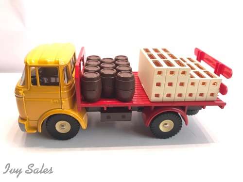 Atlas Edition - DINKY TOYS 588 - Plateau Brasseur Berliet