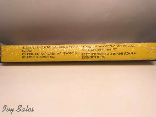 Atlas Edition Set - DINKY TOYS 593 'ROAD SIGNS/PANNEAUX DE SIGNALISATION