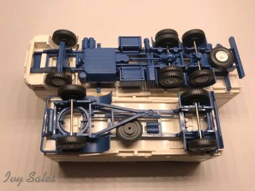 Wiking 1:87 Man Truck and Trailer
