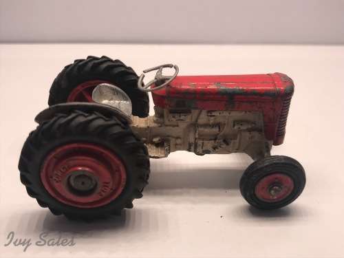 CORGI TOYS MASSEY FERGUSON TRACTOR