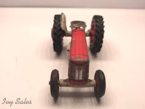 CORGI TOYS MASSEY FERGUSON TRACTOR