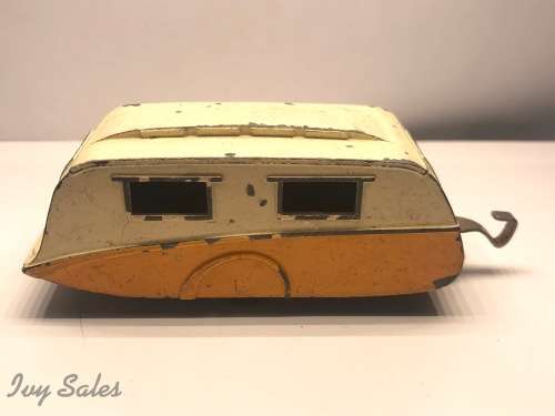 Dinky Toys #190 Caravan