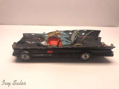 CORGI #267 BATMOBILE