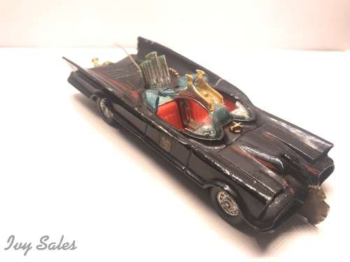 CORGI #267 BATMOBILE