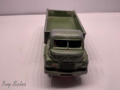 Dinky Toys #621 Bedford 3-Ton Army Wagon