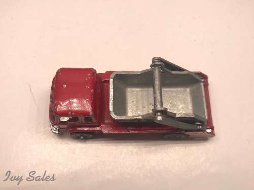 HUSKY #27 Bedford Skip Truck TK 7-Ton - RARE