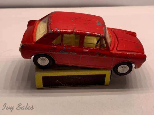 FOR CHRISTO ONLY- SPOT ON TRIANG #262 MORRIS 1100