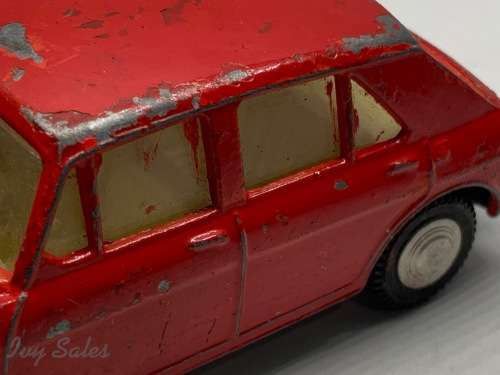 FOR CHRISTO ONLY- SPOT ON TRIANG #262 MORRIS 1100