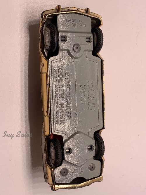 CORGI TOYS #211S Studebaker Golden Hawk