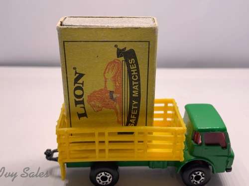 Matchbox Superfast #71 Dodge Cattle Truck