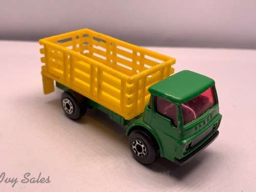 Matchbox Superfast #71 Dodge Cattle Truck