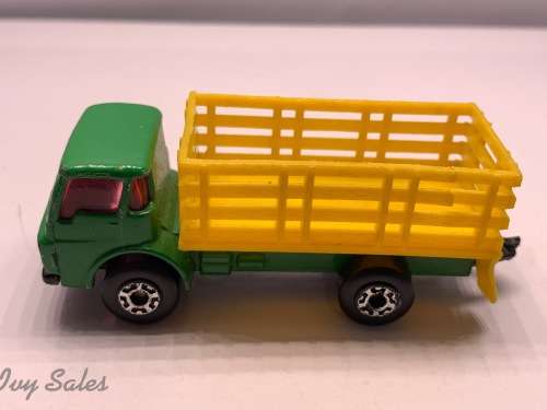 Matchbox Superfast #71 Dodge Cattle Truck