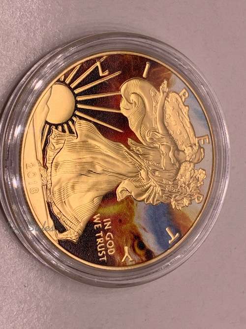2018 1 OZ AMERICAN EAGLE SILVER COIN .999 - COLORIZED WITH BOX AND COA